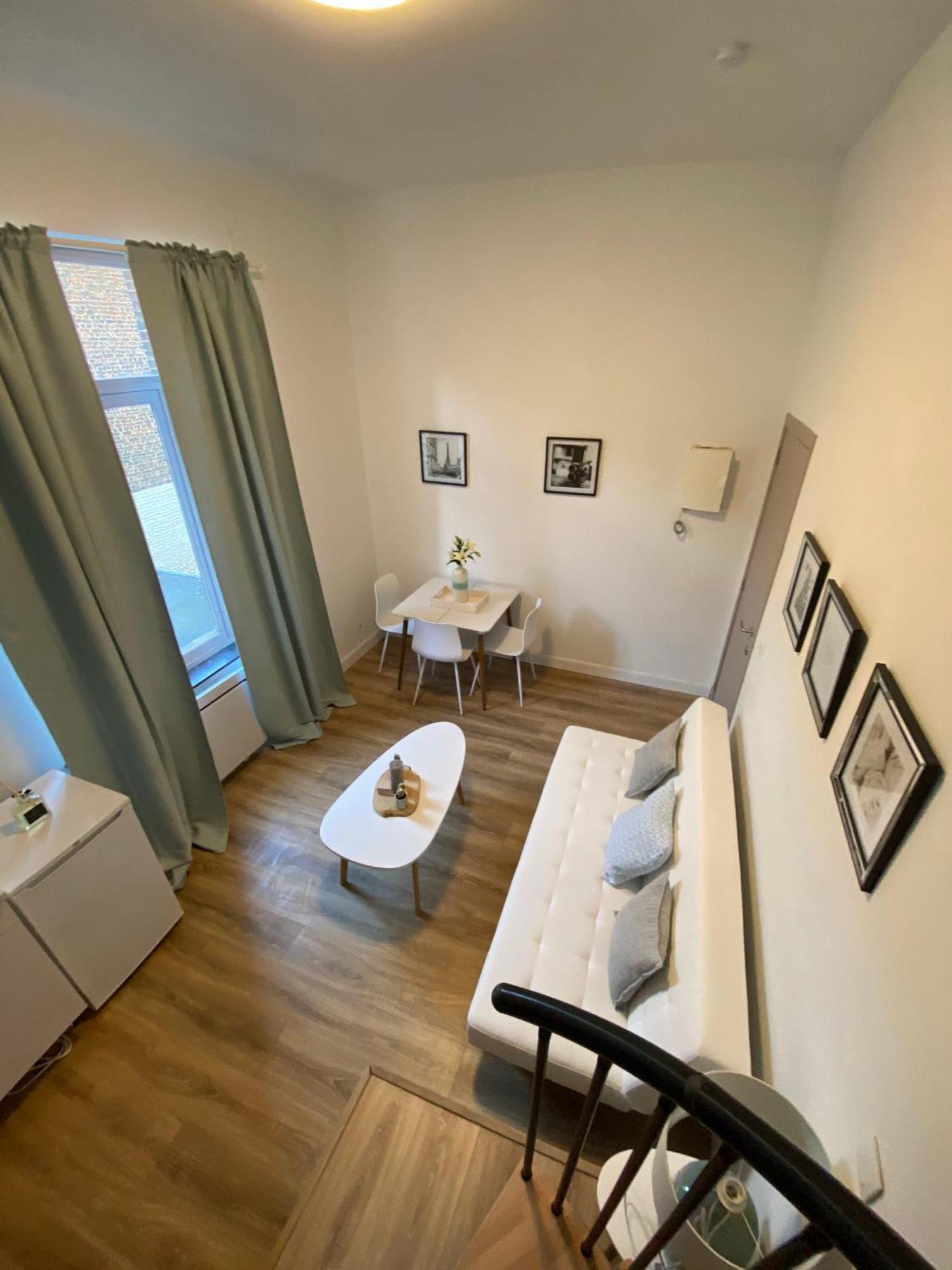 Apartement City Center Mons Luaran gambar